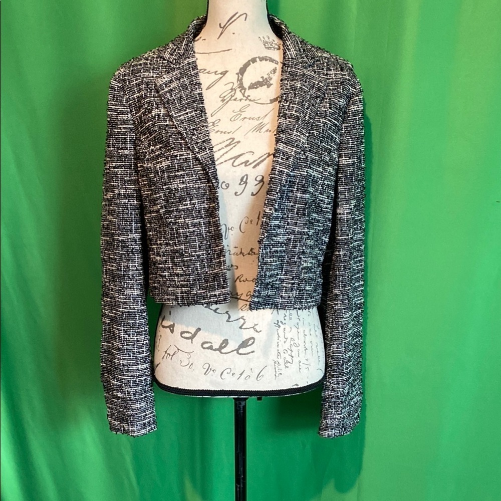 Black and White Tweed Cropped Blazer with Notched Lapels